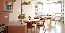 Kochen in der Therapiekueche des Pflegeheims Wolfen