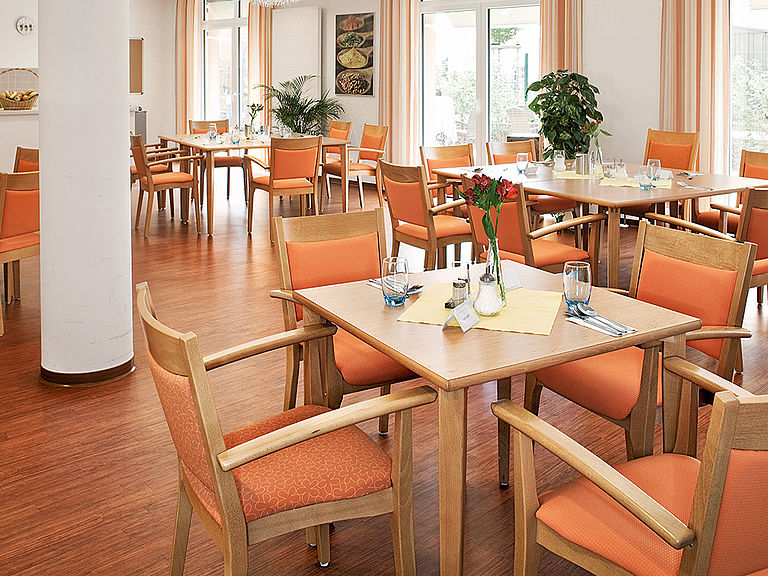 Das stilvolle und einladende Restaurant im Pflegeheim Dreieck