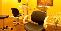 Verwoehnen lassen beim Friseur im betreuten Wohnen Wiesbaden