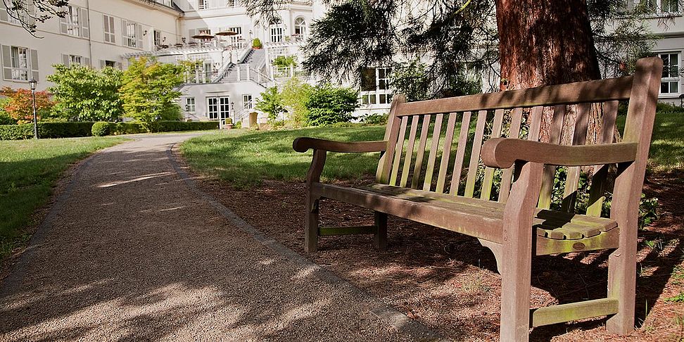 Der wunderschöne Park im betreuten Wohnen Bonn