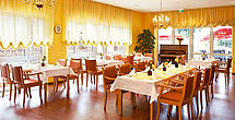 Das einladende und stilvolle Restaurant im Pflegeheim Lappersdorf