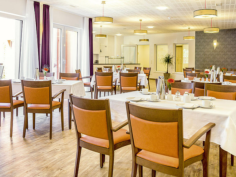 Das einladende und stilvolle Restaurant im Pflegeheim Straelen
