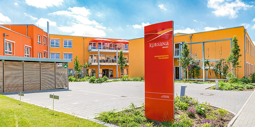 Das Pflegeheim Straelen in der Frontalansicht
