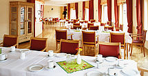 Das einladende und stilvolle Restaurant im Pflegeheim Aalen